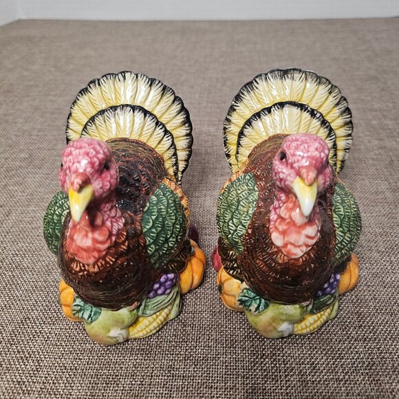 Thanksgiving Turkey Salt and Pepper Shaker Set Thanksgiving Fall Harvest - Picture 1 of 9